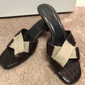 Donald J Pliner kitten heel Sandal